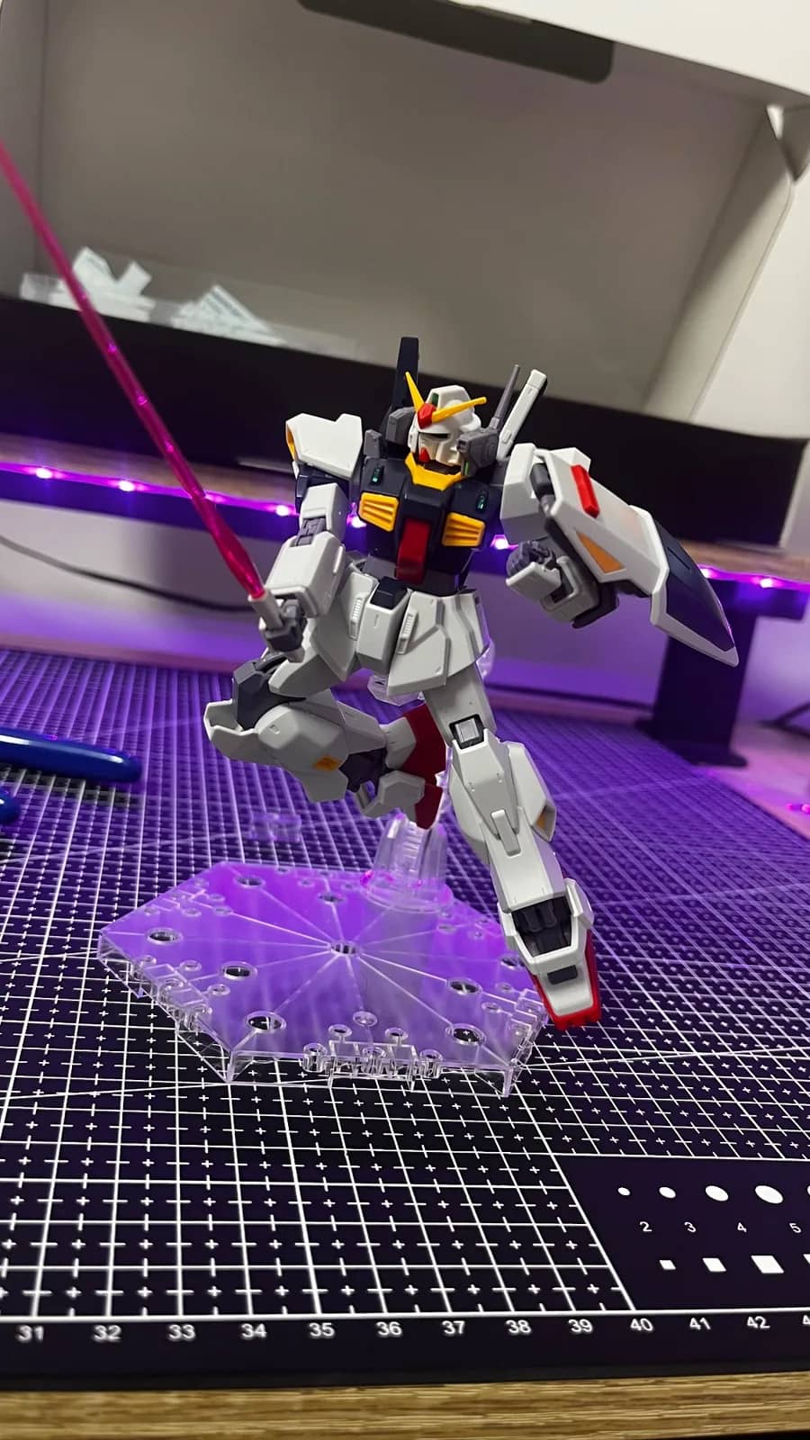 HGUC 1/144 RX-178 Gundam Mk-II (AEUG) Revive built by Bigby Wolf